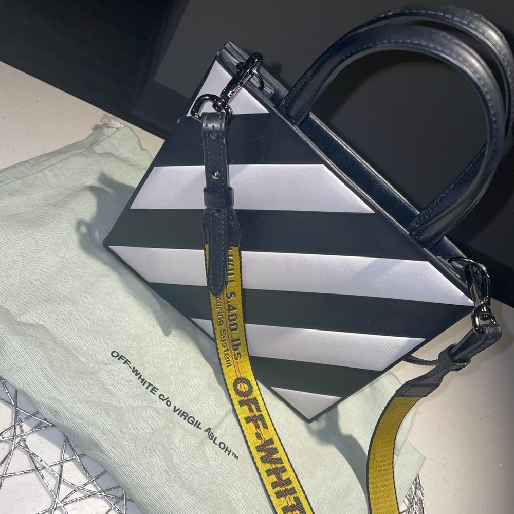 COPY - Authentic Off-White bag